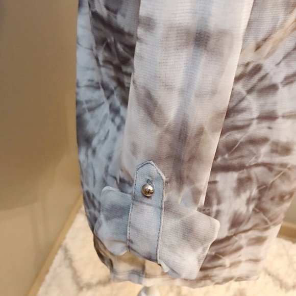 EUC Tie Dyed Button Up Top & Tank Size Small - Picture 4 of 6